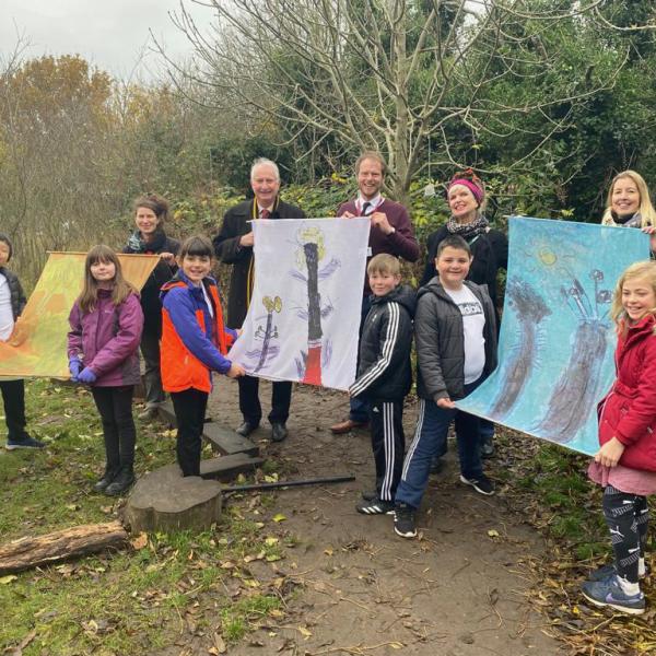 MP Daniel Zeichner meets artscapers at Shirley Primary School, 2022